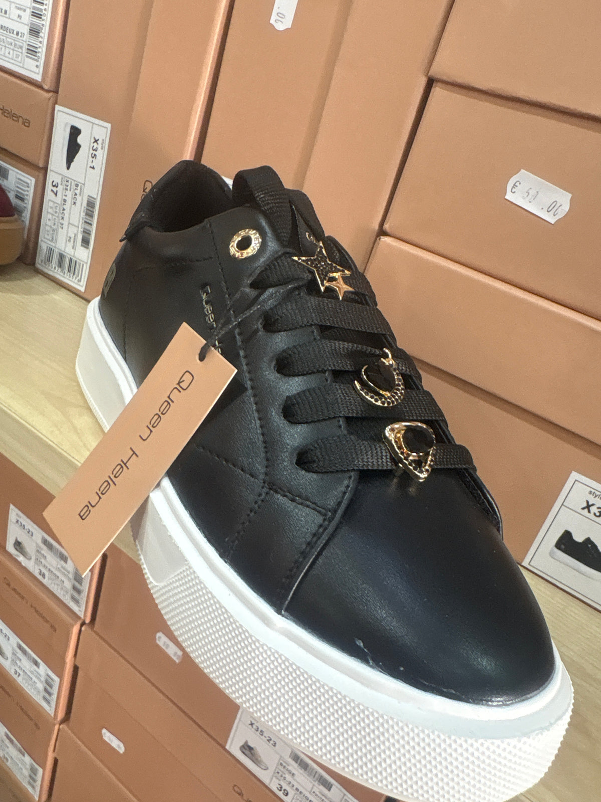 Sneakers x351