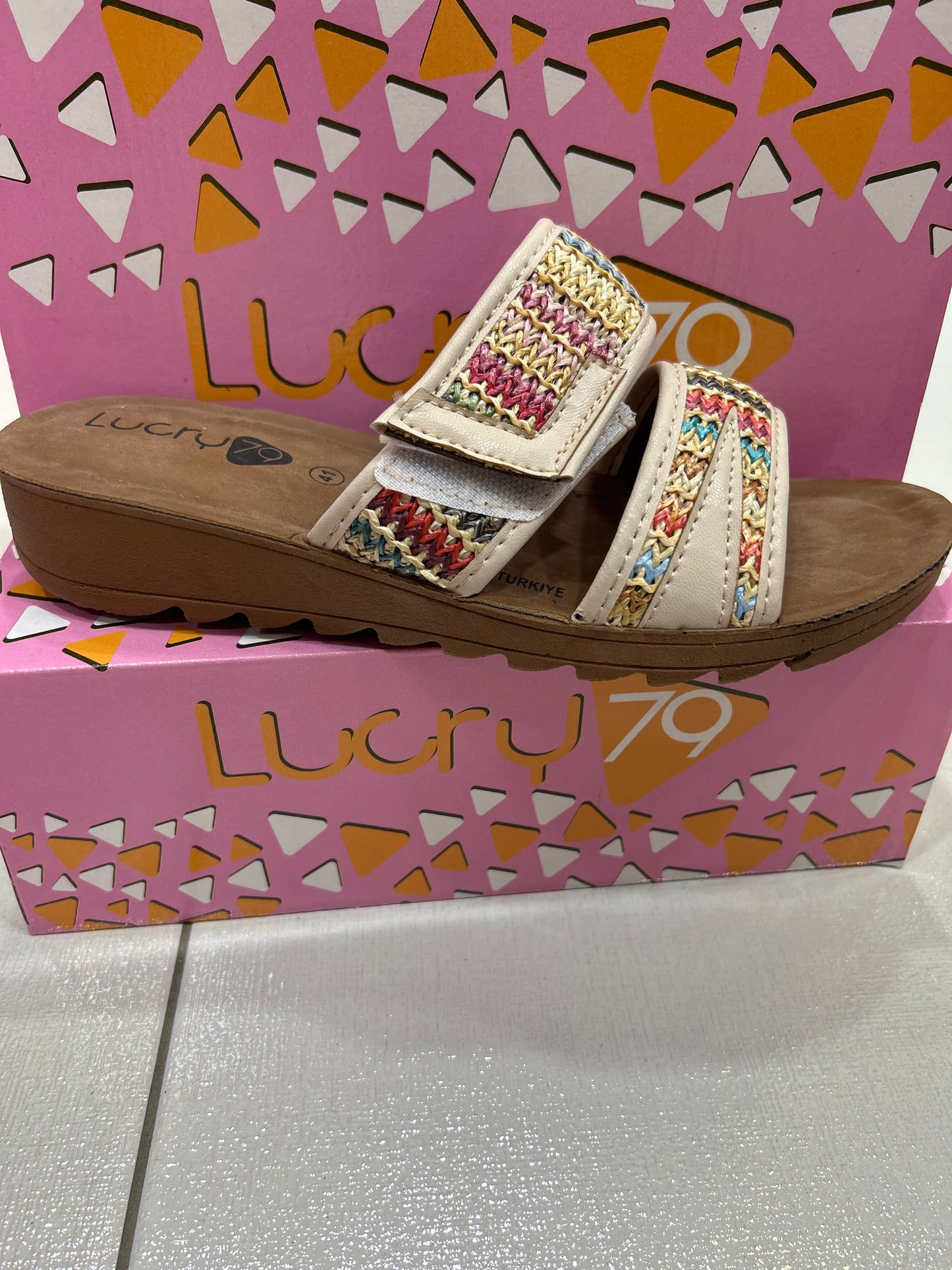 Lucry 79
