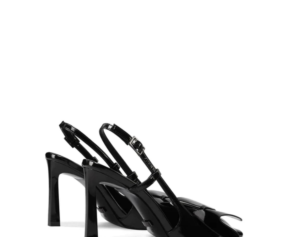 Queen Helena (k3739)