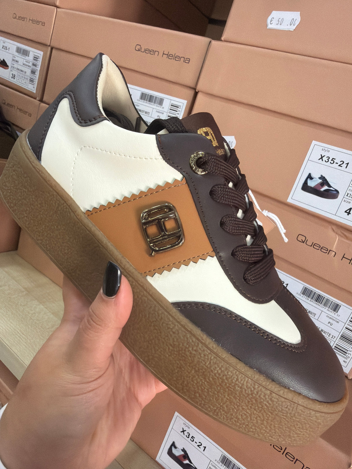 Sneakers x3521