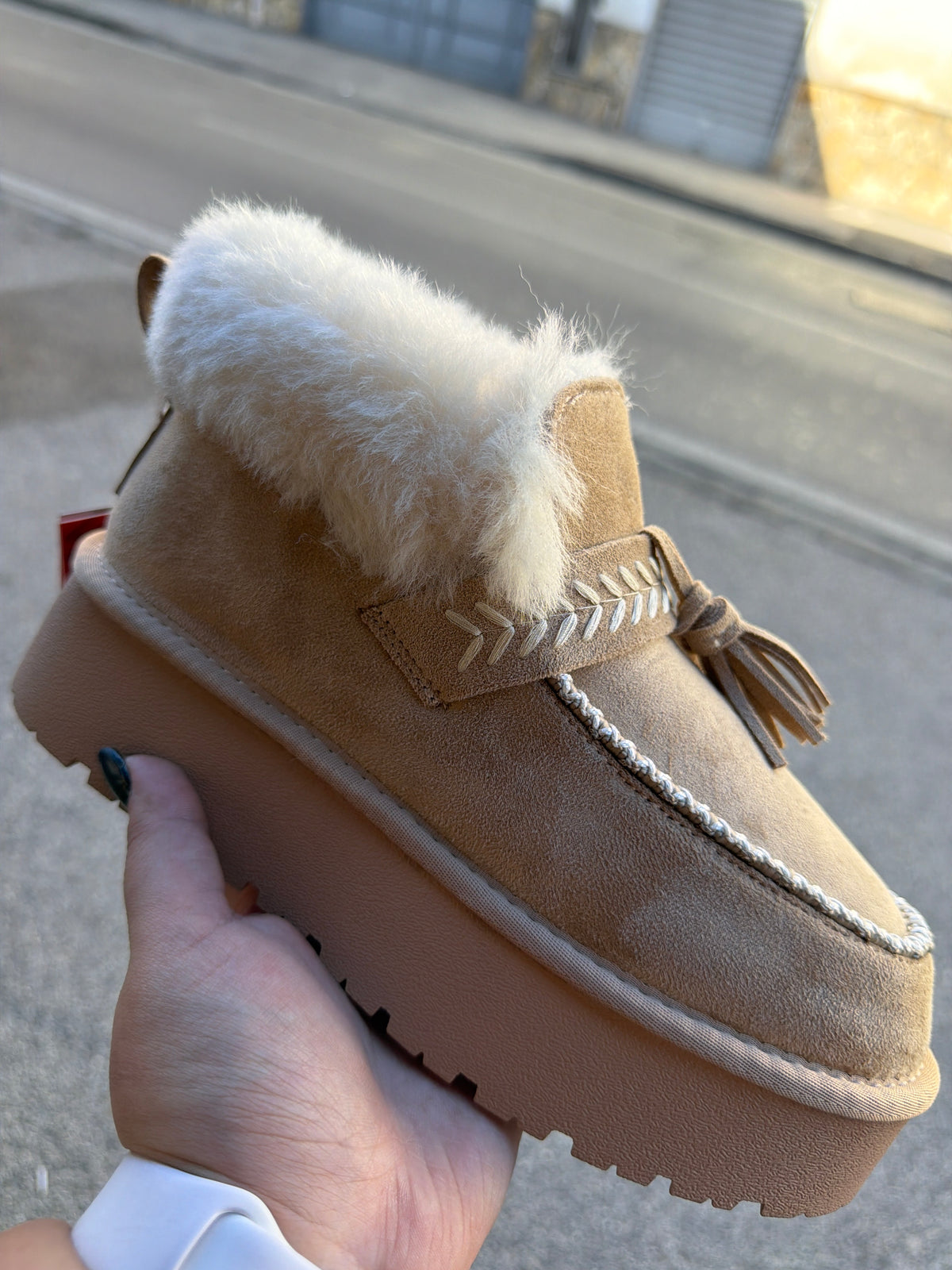 Scarpe con pelliccia 065