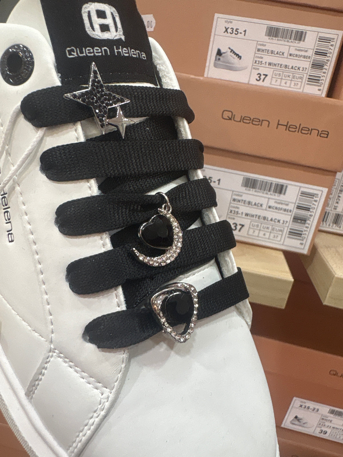 Sneakers x351