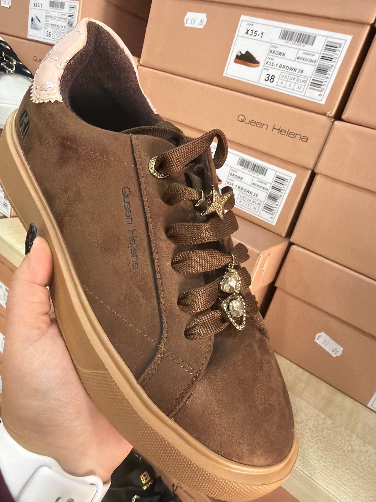 Sneakers x351
