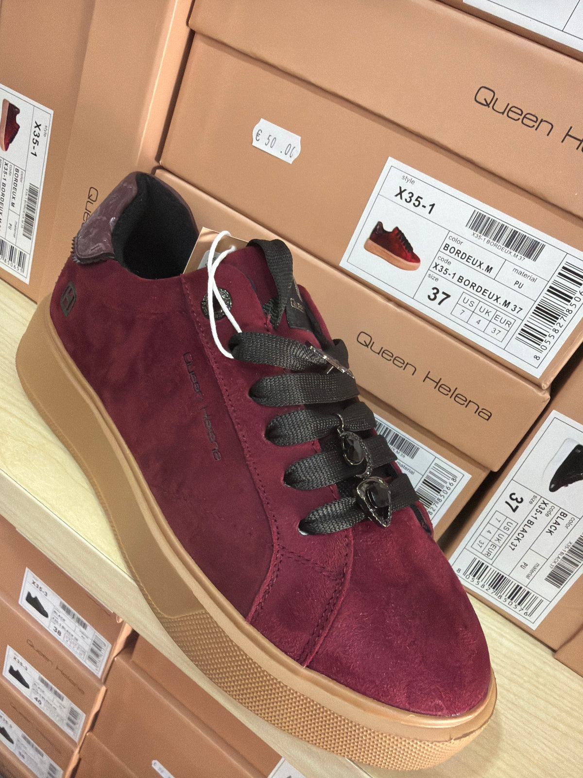 Sneakers x351