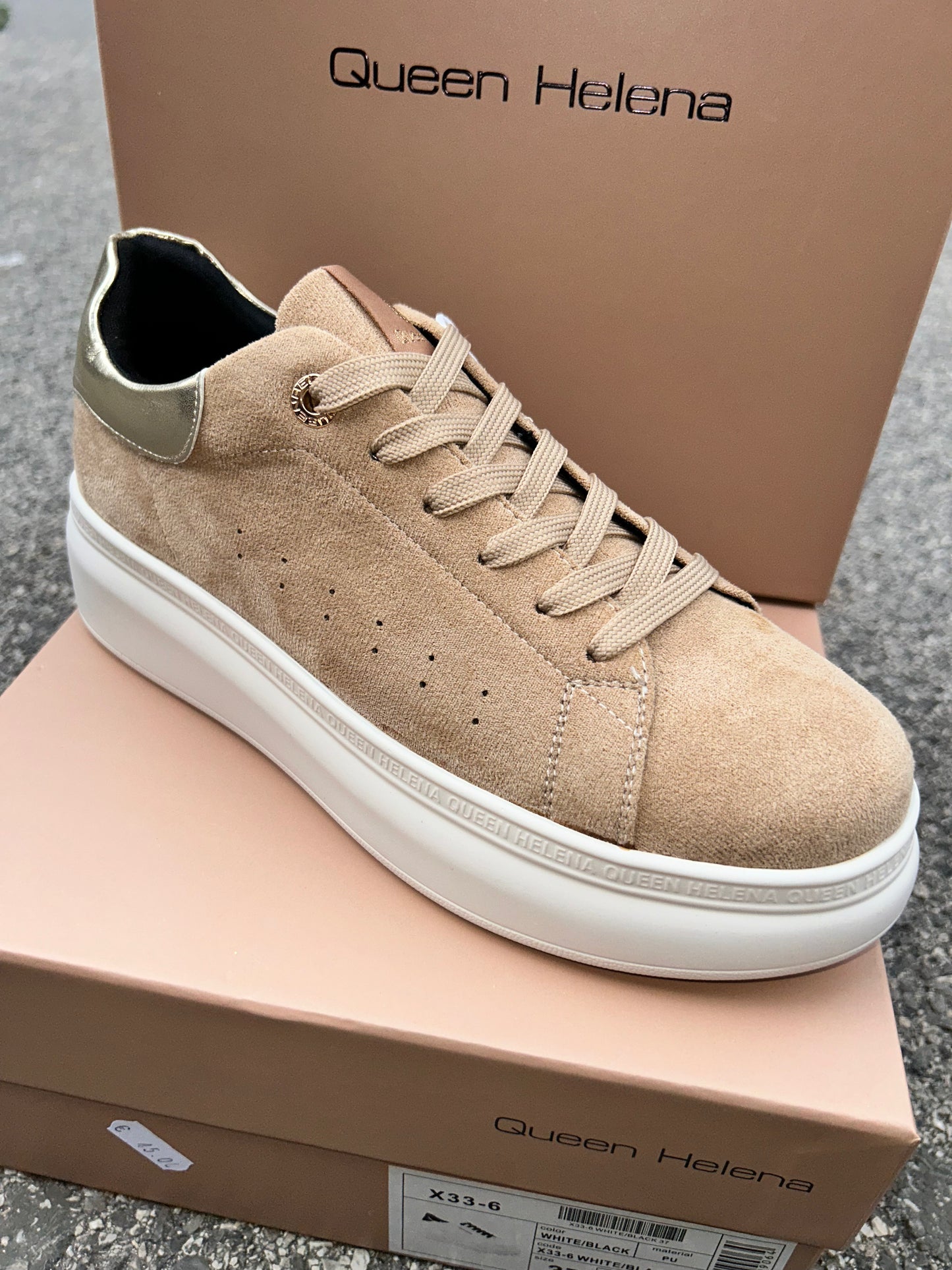 Sneakers Queen Helena (X33-11)