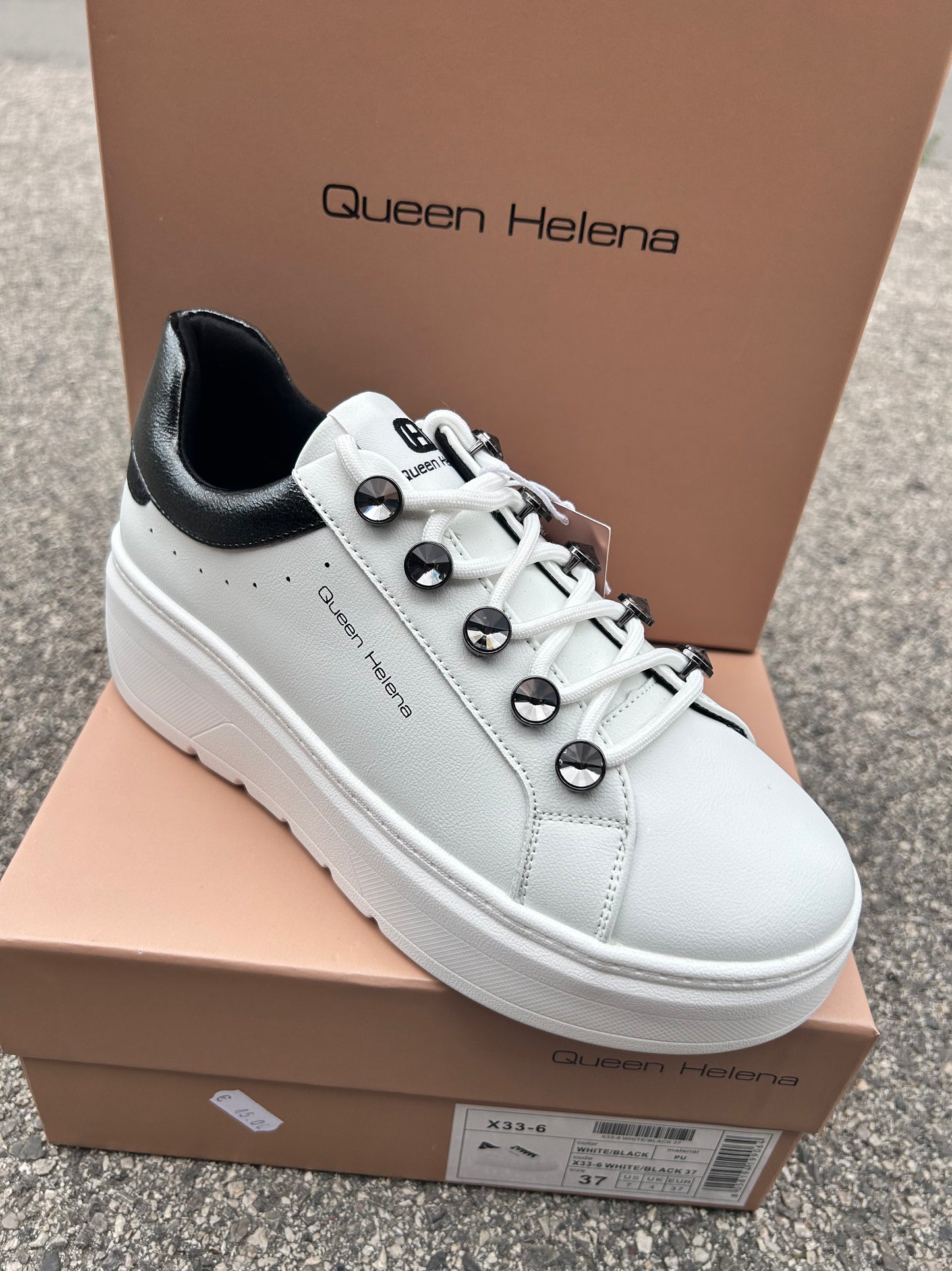 Sneakers Queen Helena (X33-12)