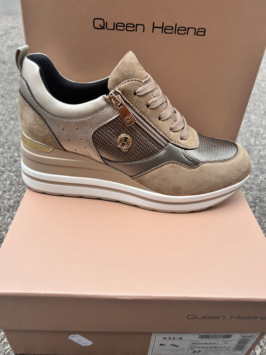 Sneakers Queen Helena (x31-34)