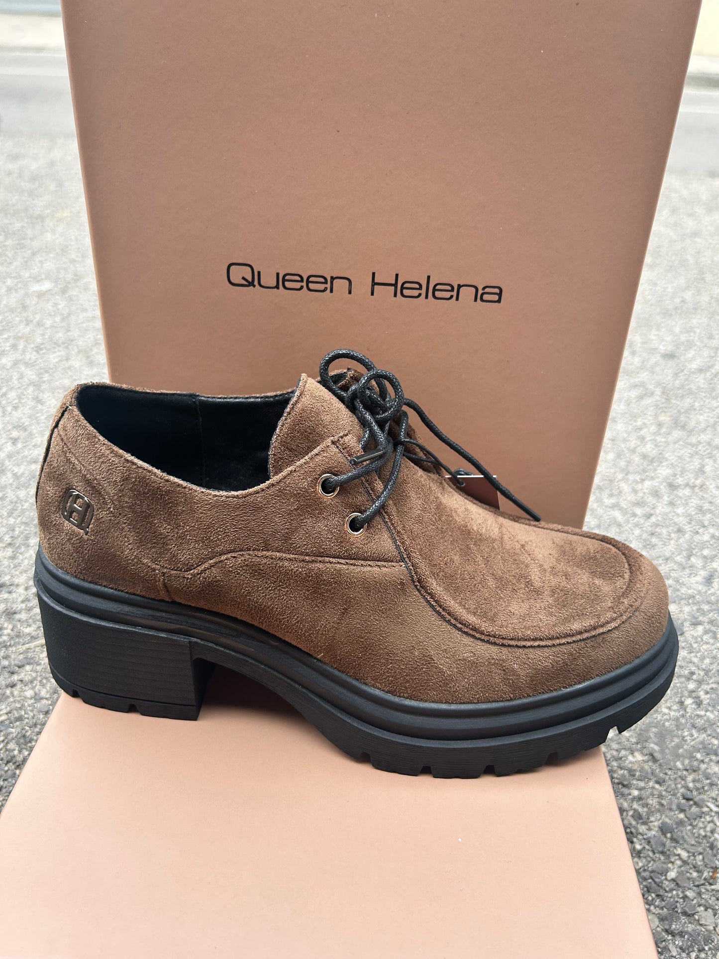 Scarpe stringate Queen Helena