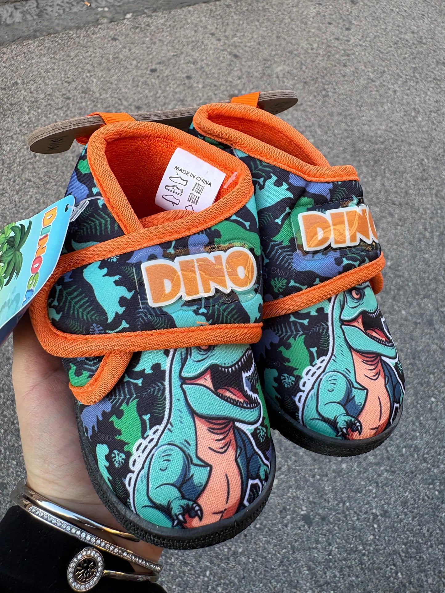 Scarpine Asilo bimbo