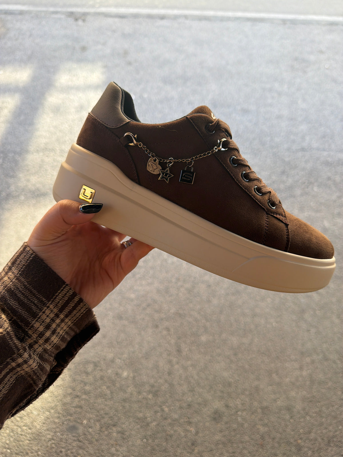 Sneakers x260